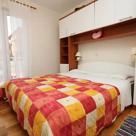 Apartment With A Parking Space Novigrad - 7049 Novigrad (Istria)